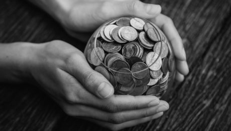 INI NIH PERBEDAAN INVESTASI DAN MENABUNG